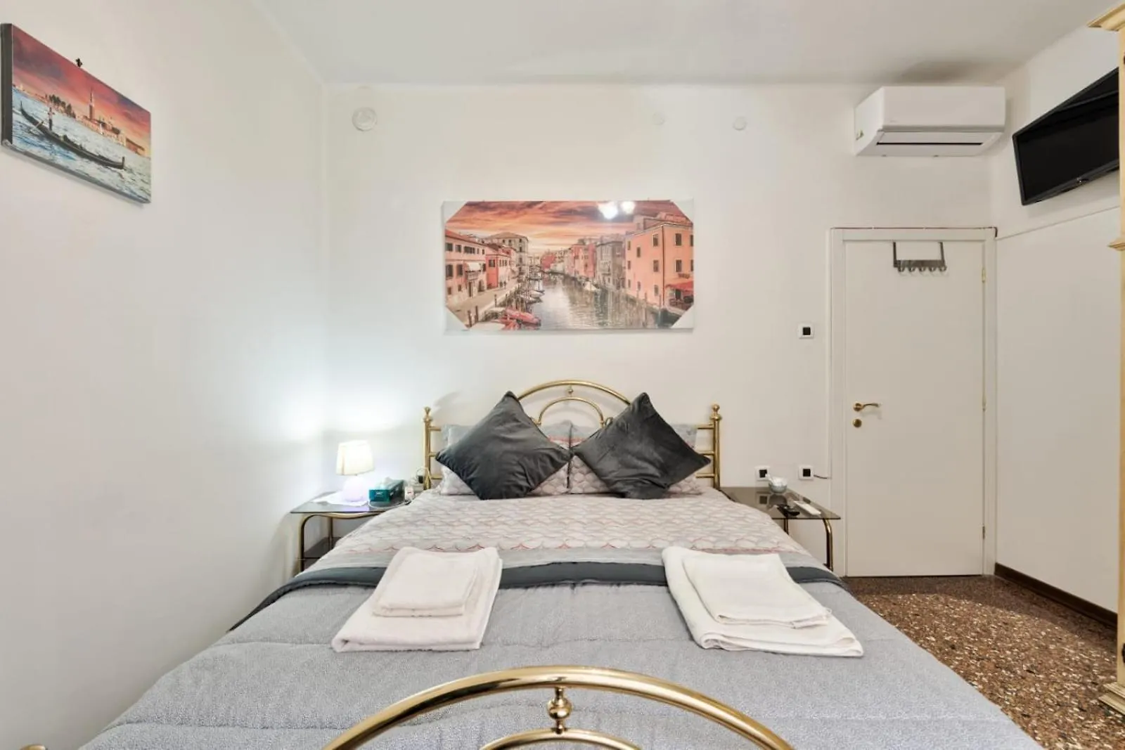 City Living Guest House Venice Mestre Italy